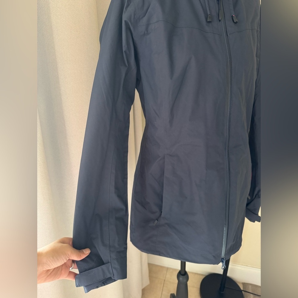 West Marine Demlara Waterproof Windproof Sailing Jacket Women’s Hooded Rain Coat - Picture 4 of 10
